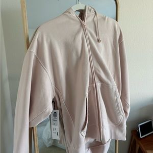 Aritzia TNA cozy boyfriend zip jacket
